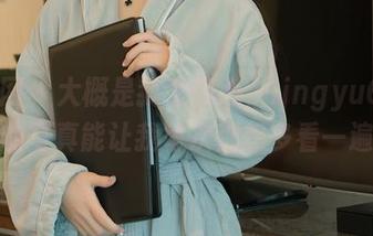 秀人网 – 大概是我太偏心，lingyu69学姐的写真能让我每次都想多看一遍。