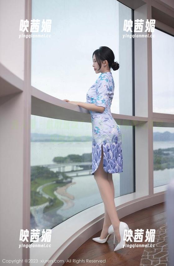 秀人网 - 航班延误？不急，舞媚歆高清空姐图册带你云端遨游