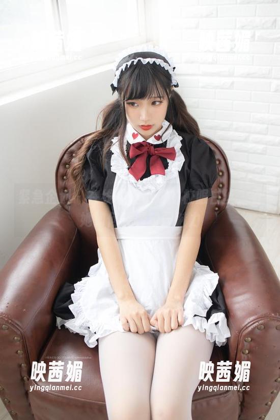 紧急企划 - 在线见证小婕的校服白丝，看她如何玩转校园魅力