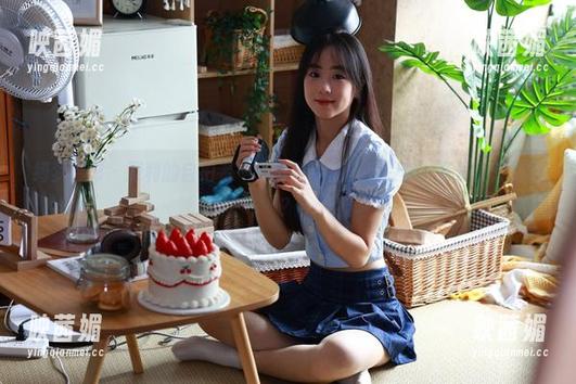 绮梦摄影 - 犀利的自拍者——再来点楠楠的写真，万万没想到吧？