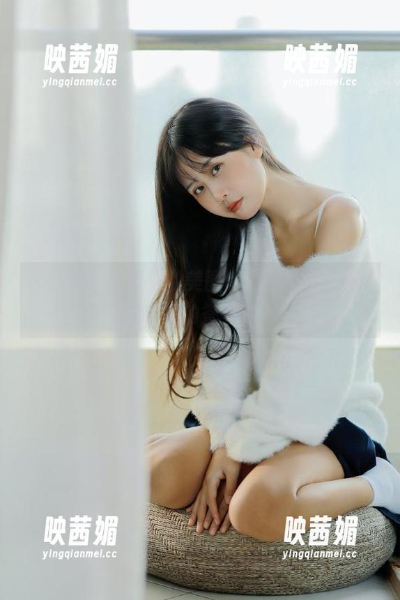 看萌芽儿o0姐姐的美图，我已经在手机上画下她的签名了！