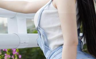 蜜桃社 – 彷佛被白裙轻轻包围，咕噜Sweet美图精选，每一张都想给个加分！