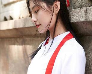 蜜桃社 – 无圣光+李颖诗=台上女王，台下其实是小女孩的写真奇遇。