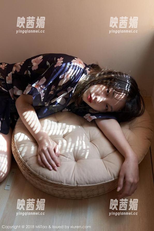 蜜桃社 - 咦，铃木穿泳装竟然这么上头，在线等美图慢慢看