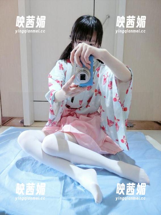 校服白丝高清套图，西尔酱这次又让人想打卡校园了？