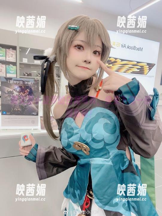 阳炎型小菠萝的白裙写真，快来下载一份清新啊！