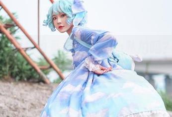 你见过阿包也是兔娘的甜心私拍吗？真心有点让人挠头。