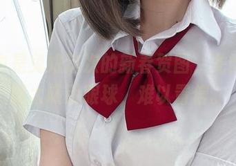 阿包也是兔娘这次的新春贺图，龙妹的造型太吸引眼球，难以置信。