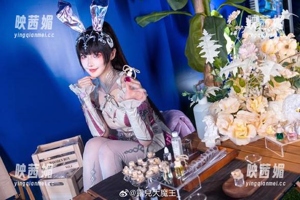 完全不是我想象中的旗袍，露儿大魔王的更新竟然这么俏皮，哈哈！