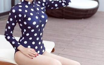 青豆客 – 可儿Kayen定制的轻松时刻，图片中妹妹的心思难藏